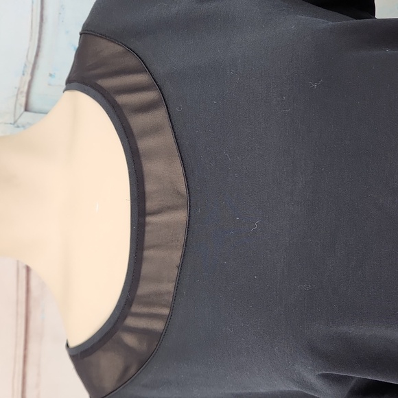 Lafayette 148 New York T Shirt with Mesh Detail on Neck - Picture 2 of 5